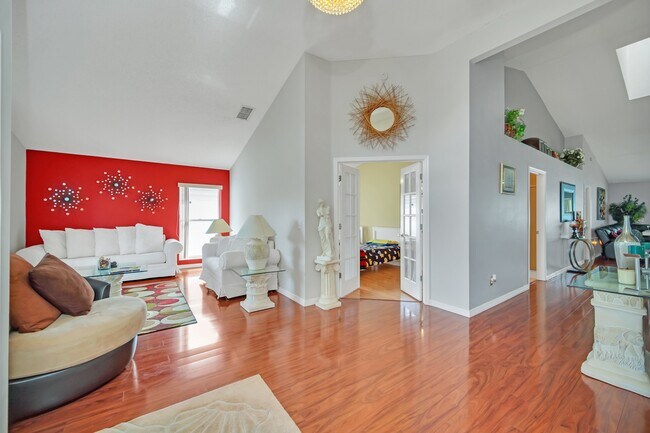 Photo - 2806 Rolling Broak Dr