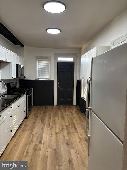 Photo - 747 S Lime St