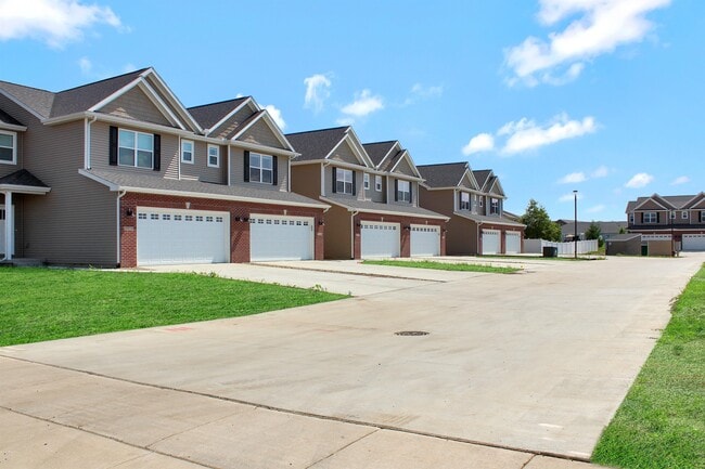 Photo - 1212 Heather Dr