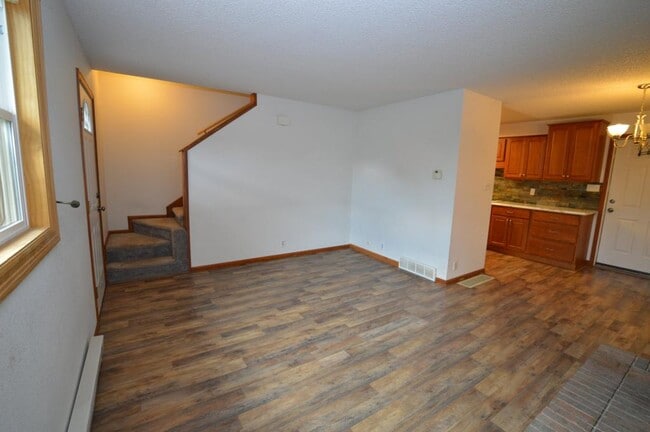Photo - 100 Clover Ct