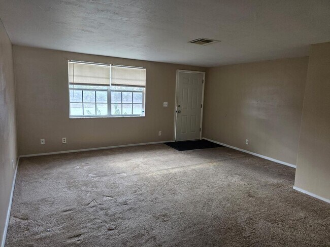 Photo - Move-In Ready 2BR/2BA Home in Prime Location!