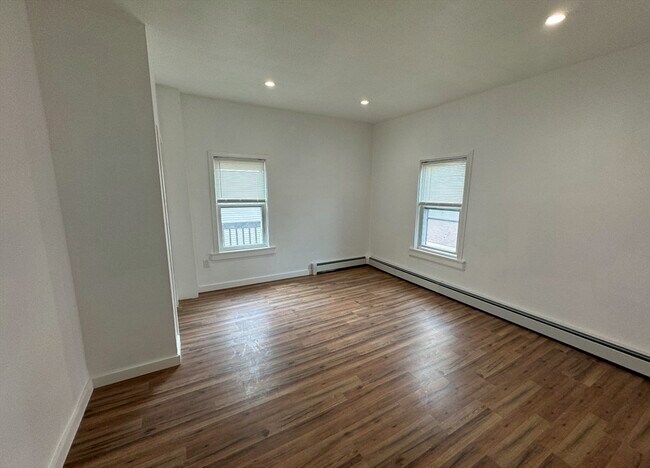 Photo - 26 Armington St Unidad 2 Rental