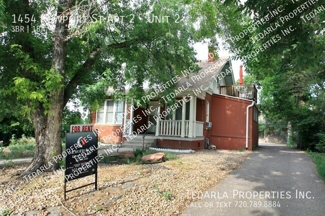 Building Photo - 1454 Newport St Unit 2