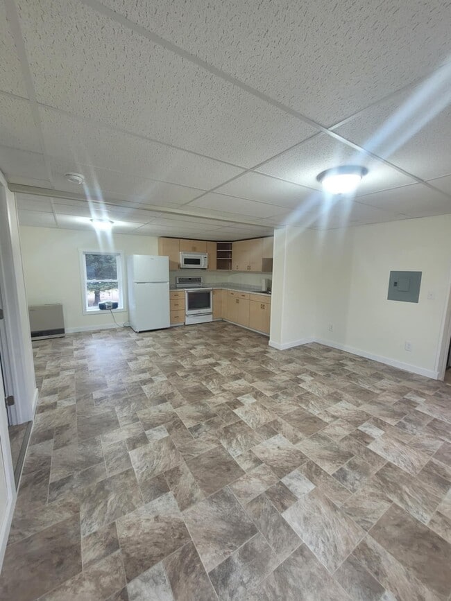 493 Sheridan Rd Unit 4