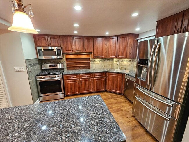 Photo - 6020 Shore Blvd S Unidad 701