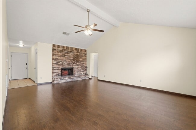 Photo - 1418 Crawley Ct