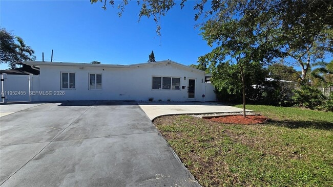 Photo - 1300 N 64th Ave