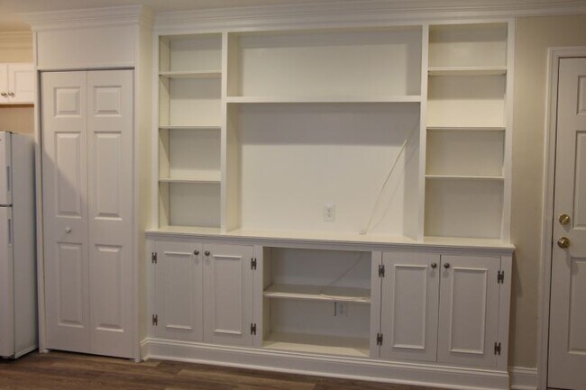 Photo - 720 North Monroe Street Unit 5