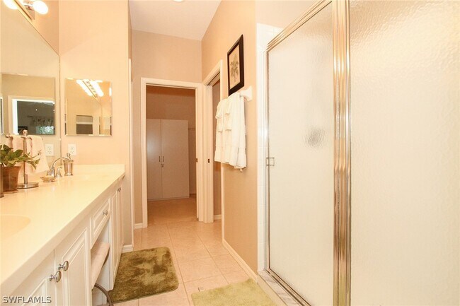 Photo - 4615 Hawks Nest Dr Unit B-201