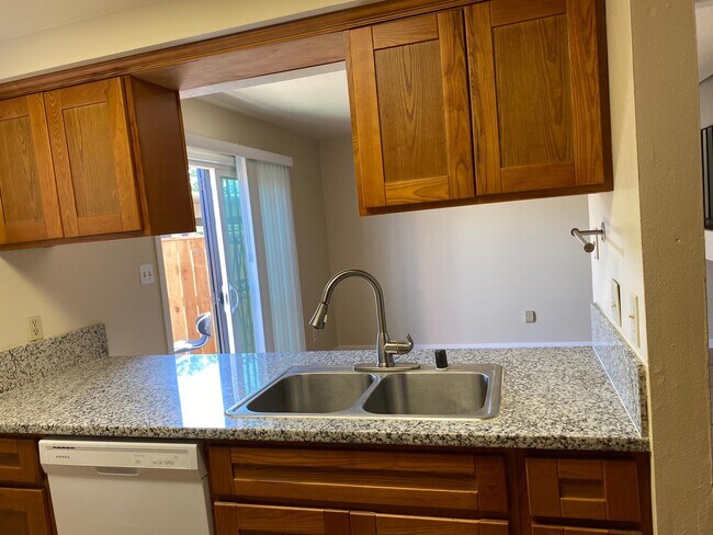 Photo - 4223 Weymouth Ln Unit Weymouth Lane