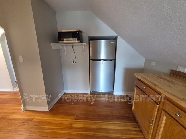 Photo - 2727 P St Unit 4