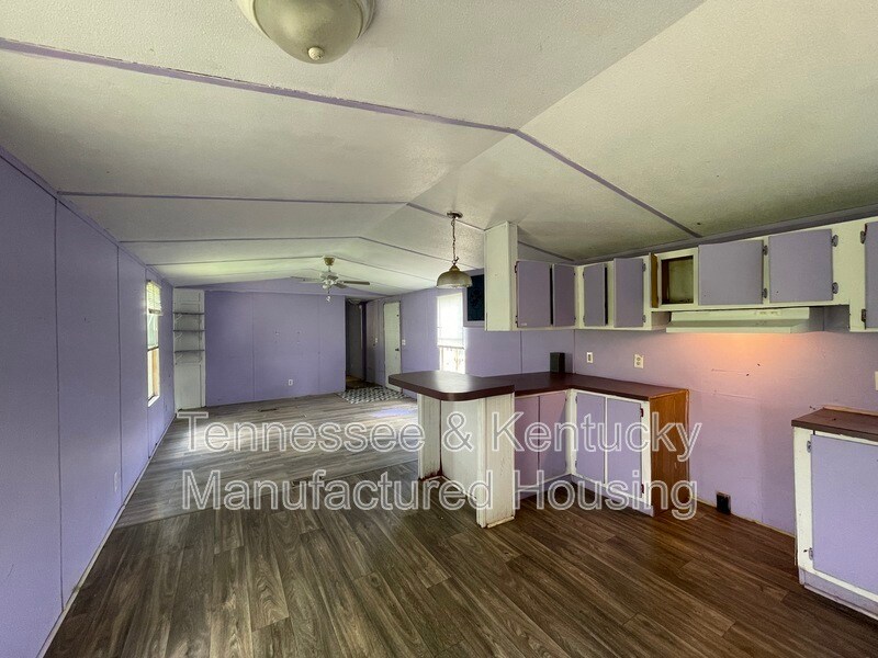 Photo - 209 Cumberland Ln