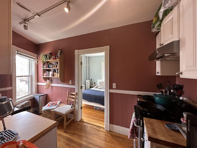 Photo - 57 Waterhouse St Unit 3