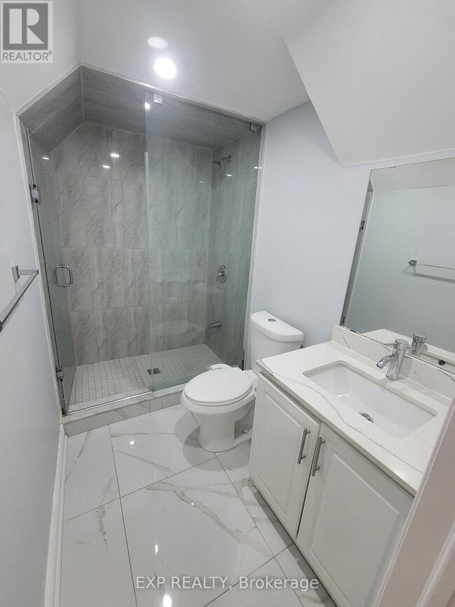 Photo - 4372 Heathgate Crescent