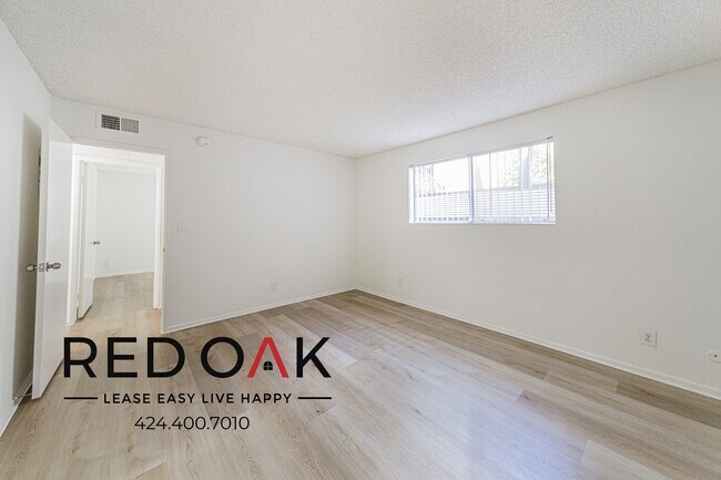 Photo - 4338 Mammoth Ave Unit 1