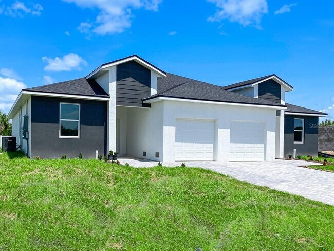 Building Photo - 10420 Port Everglades St Rental