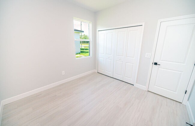 Photo - 1103 St Tropez Ct
