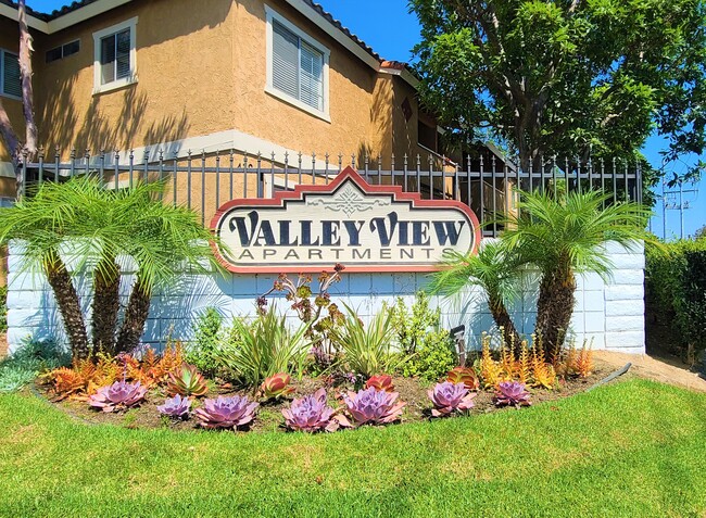 Valley View Apartments - Valley View Apartments