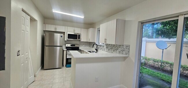 3770 N Jog Rd Unit 101