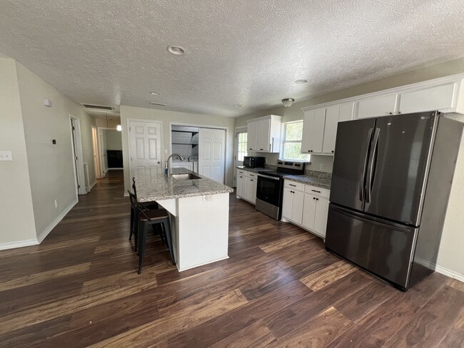 Photo - 664 W Tram Rd