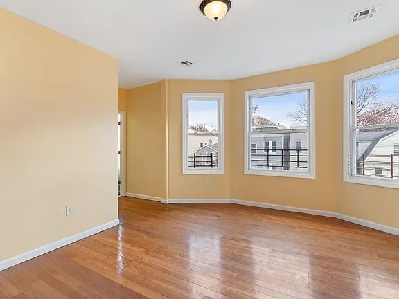Photo - Renovated 3-BRM 2 -Bath Unit 3 nestled in the heart of Newark, NJ.