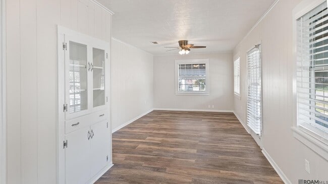 Photo - 759 Ave D