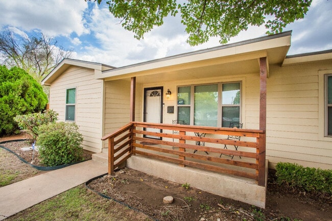 Photo - 4407 35th St