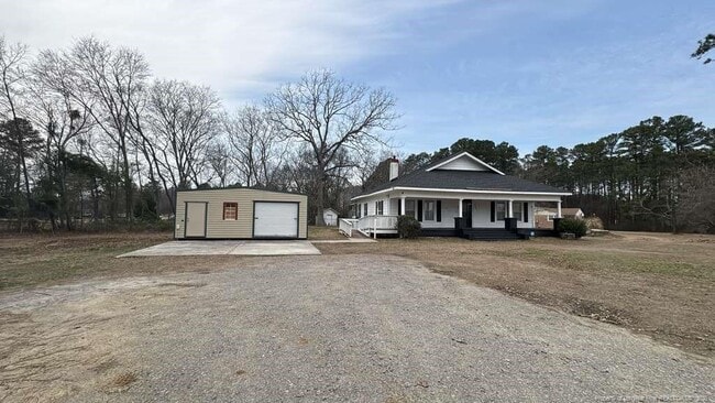 Photo - 3174 Lindsay Rd