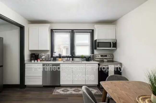 Photo - 724 S Broad St