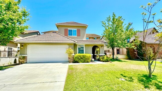 Wonderful Executive Style Two-Story Home i... - Wonderful Executive Style Two-Story Home i...
