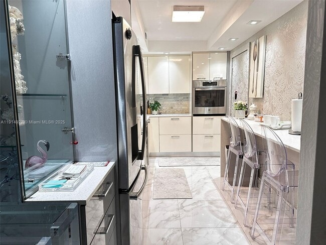 Photo - 6770 Indian Creek Dr Unidad 14M