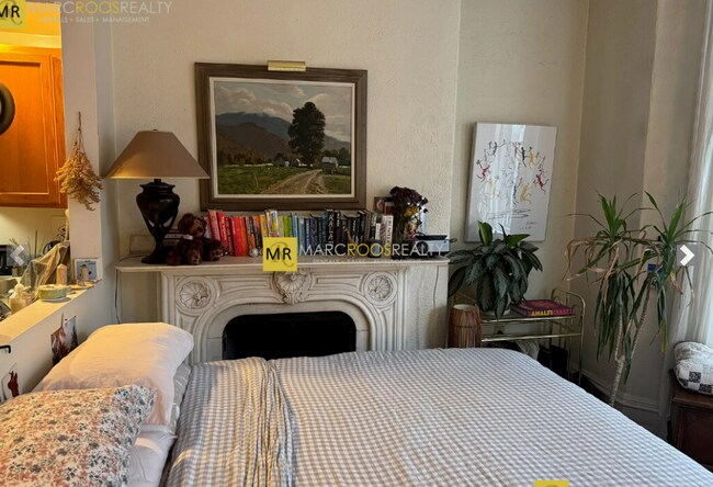 Photo - 307 Beacon St Unit 4