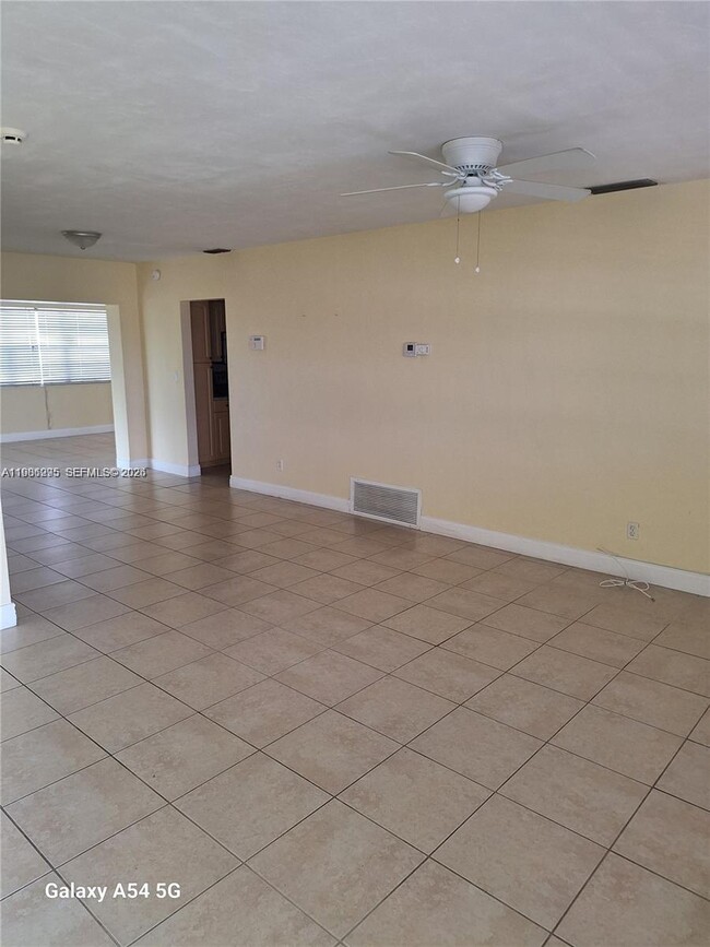 Photo - 710 NW 77th Way