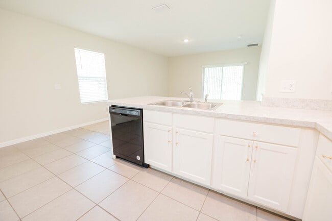 Photo - 6777 Longboat Dr