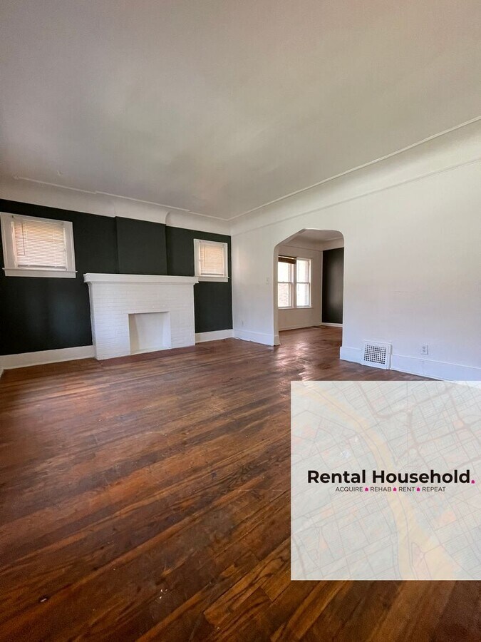 Photo - 2649 Pasadena St Unit 2649