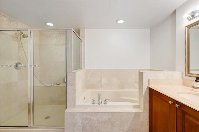 Photo - 101 Sidonia Ave Unit 404