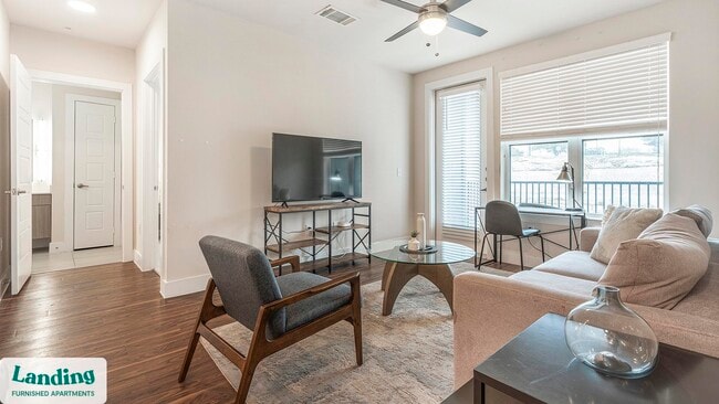 Photo - 15950 Chase Hill Blvd Unidad 2303.1406250