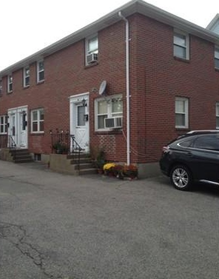 Spacious 2BD 1 Bath Condo in Waltham Profe... - Spacious 2BD 1 Bath Condo in Waltham Profe...