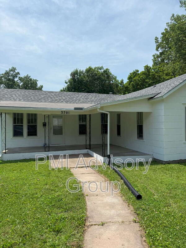 Photo - 3701 SW Munson Ave House