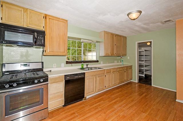 Photo - 1322 N Powell Pkwy