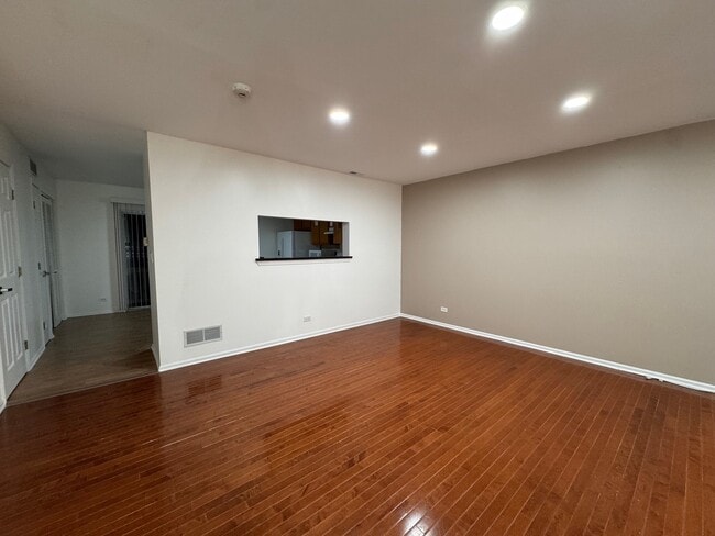 Photo - 2712 Woodmere Dr