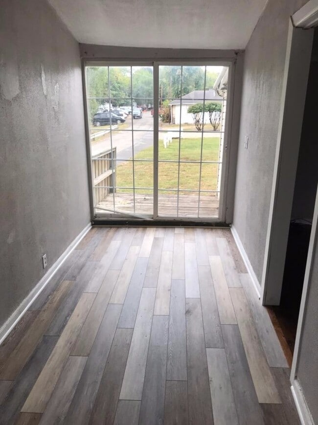 Photo - 3 bedrooms 1 bath