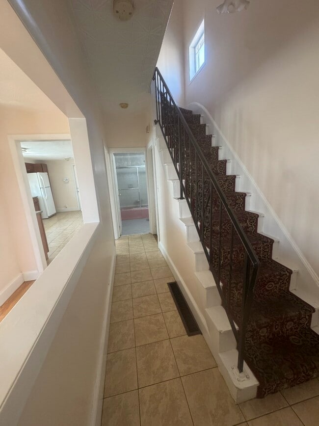 40 Robin St