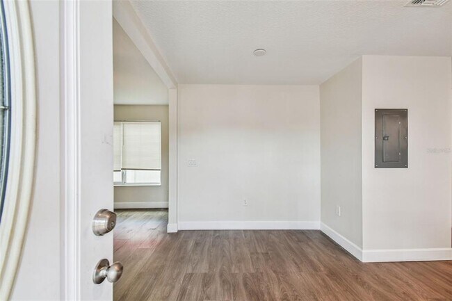 Photo - 650 E Tarpon Ave Unit C1