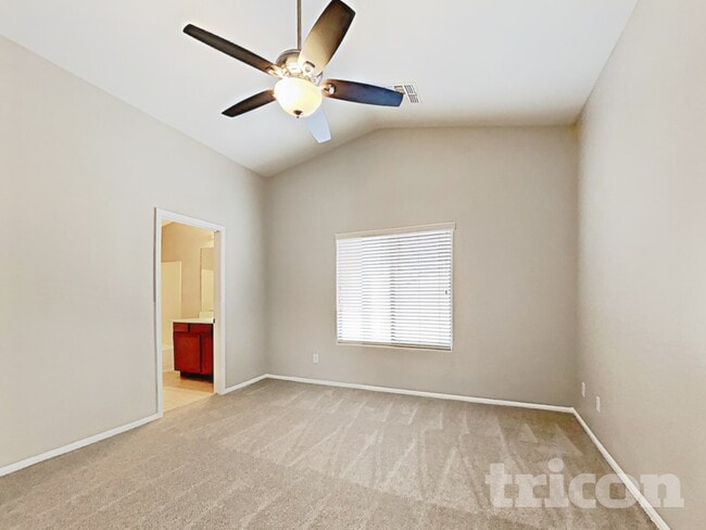 Photo - 39964 W Sanders Way