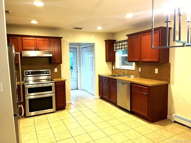 Photo - 196 Beaver Dr