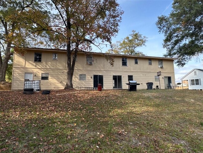 Photo - 813 Azalea St