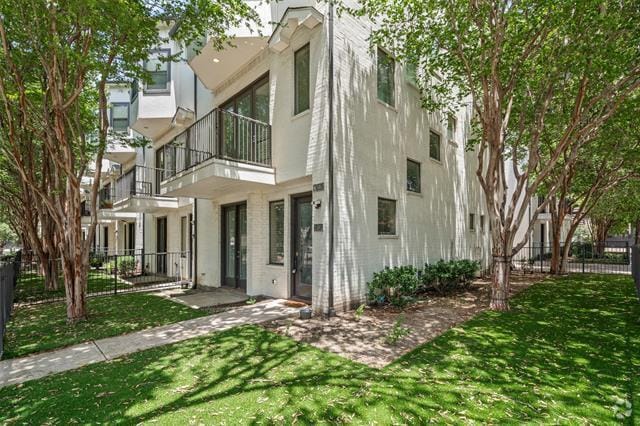 Building Photo - 4502 Holland Ave Rental