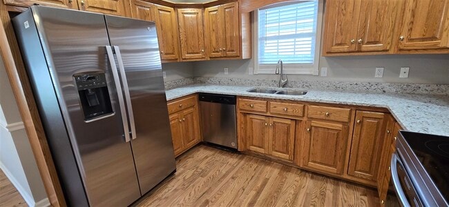 Photo - 710 Chasefield Ave