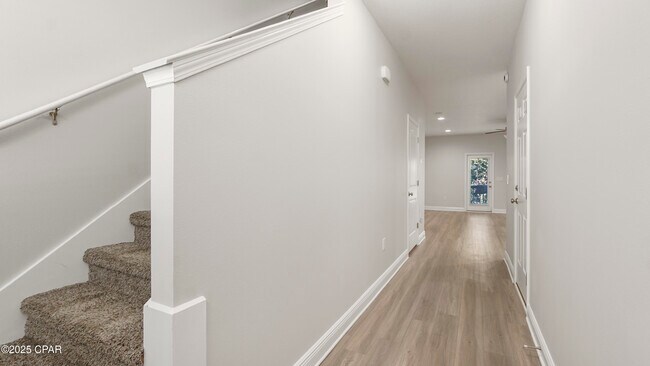 Photo - 1881 Pointe Dr